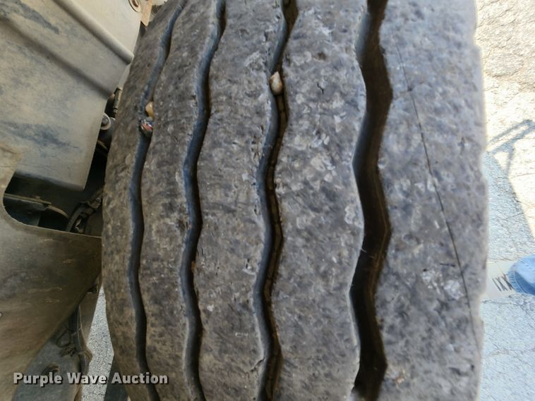 image for item MK9189 2012 International WorkStar 7400  refuse truck