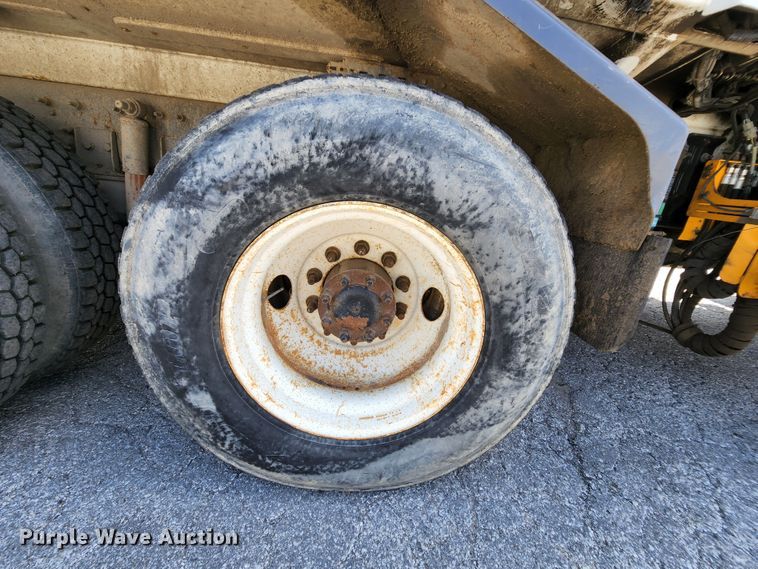 image for item MK9189 2012 International WorkStar 7400  refuse truck