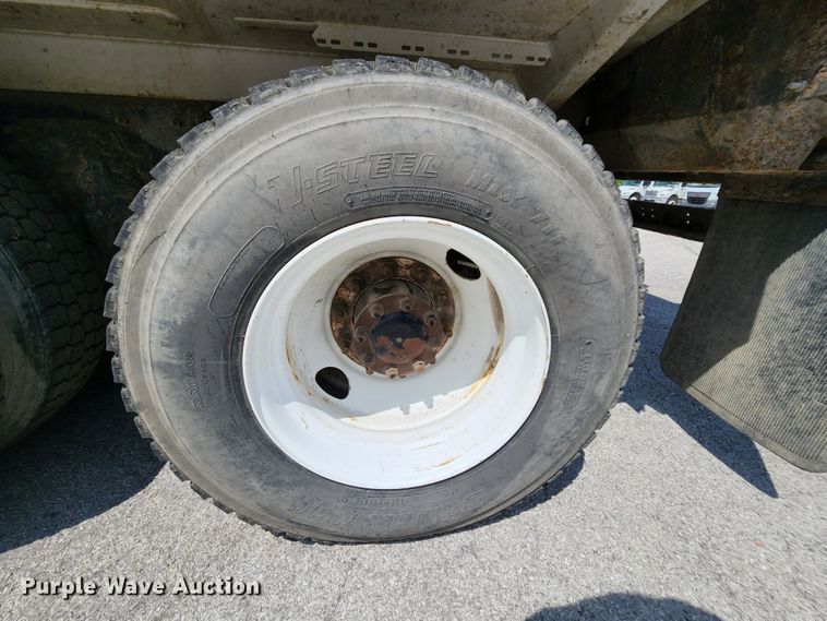 image for item MK9189 2012 International WorkStar 7400  refuse truck