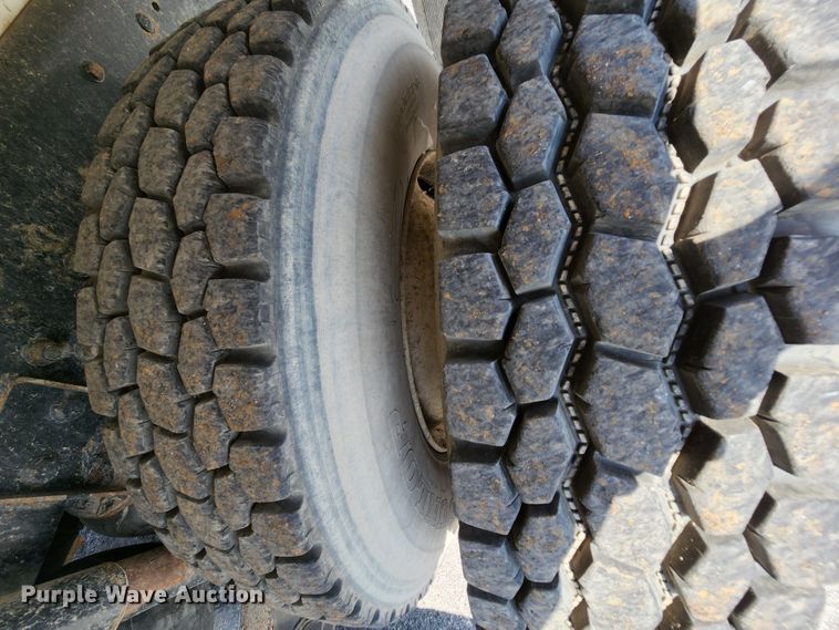 image for item MK9189 2012 International WorkStar 7400  refuse truck