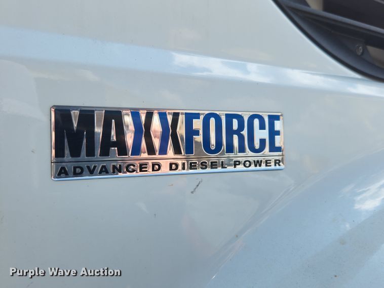 image for item MK9189 2012 International WorkStar 7400  refuse truck