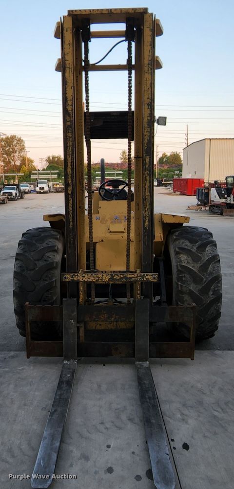image for item MK9190 Harlo HP 8500  forklift