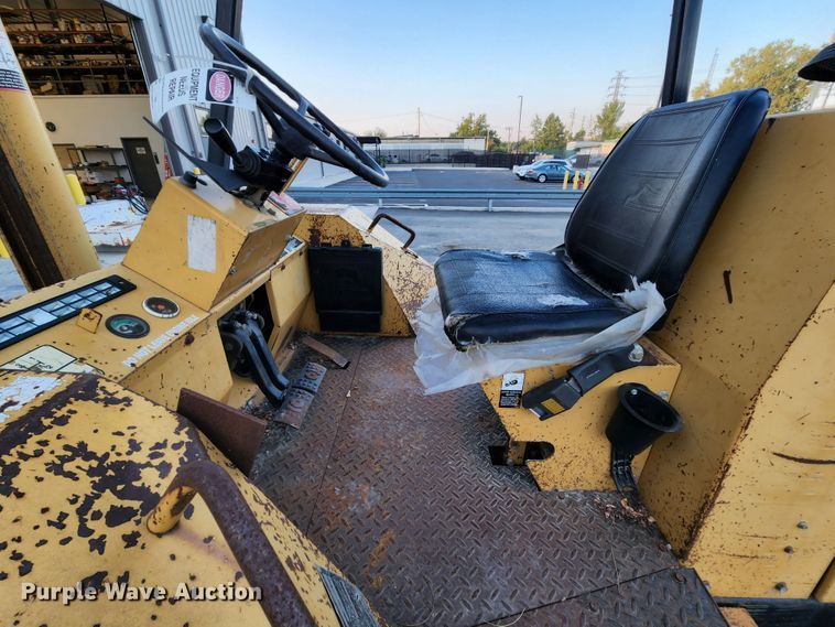 image for item MK9190 Harlo HP 8500  forklift