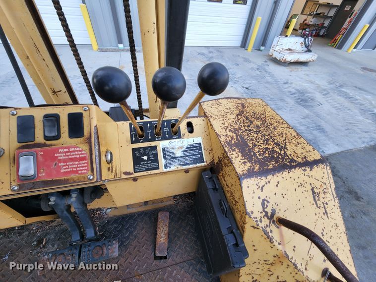 image for item MK9190 Harlo HP 8500  forklift