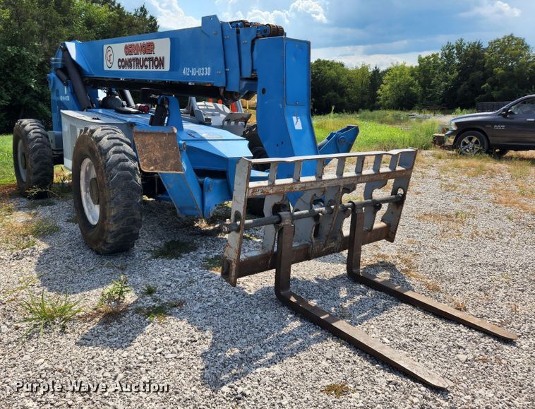 image for item MK9222 2012 Genie GTH1056  telehandler