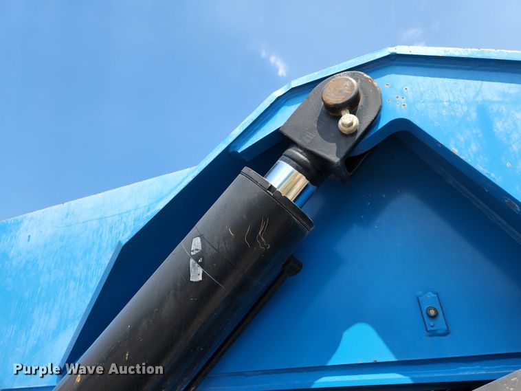 image for item MK9222 2012 Genie GTH1056  telehandler