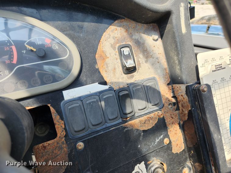 image for item MK9222 2012 Genie GTH1056  telehandler