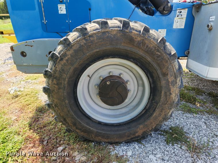 image for item MK9222 2012 Genie GTH1056  telehandler