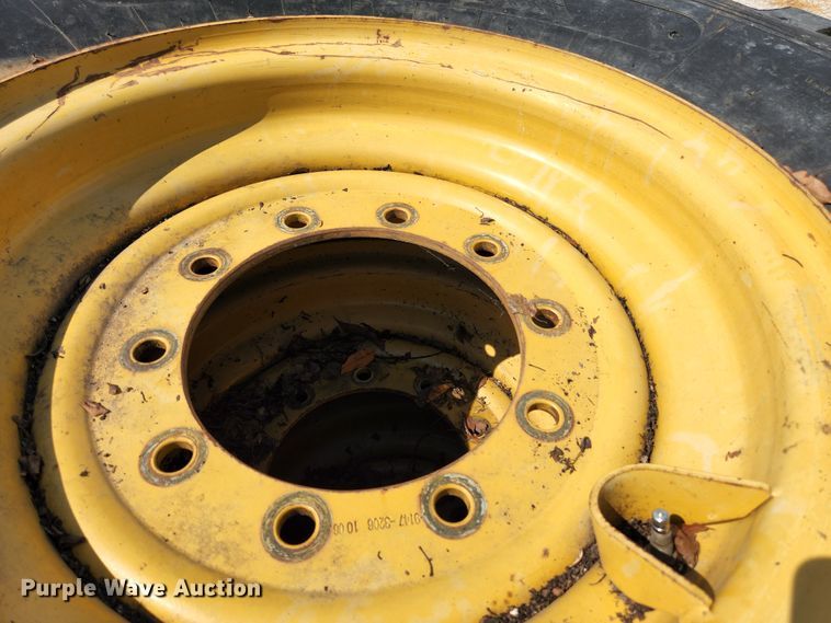 image for item MK9224 (4) Load Max 14.00-24 tires