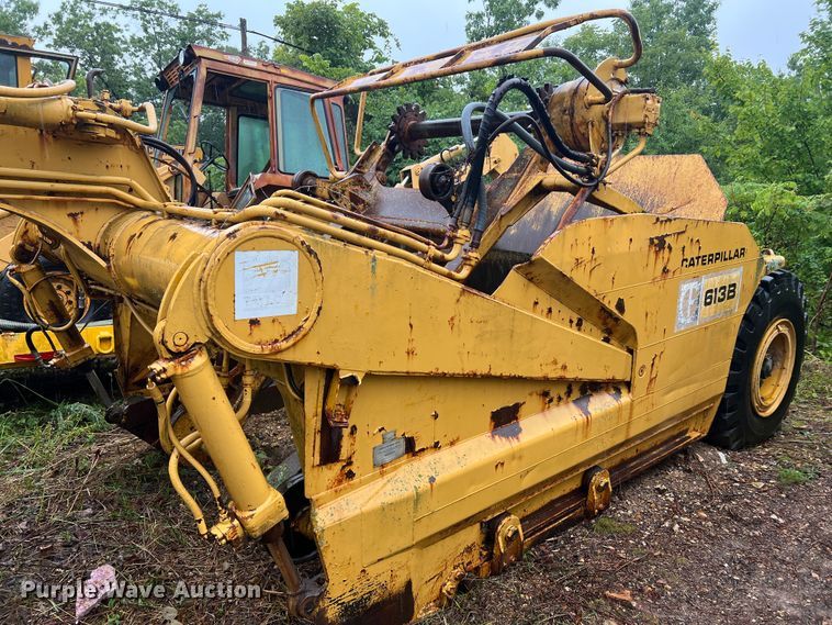 image for item MR9788 1978 Caterpillar 613B  elevating scraper