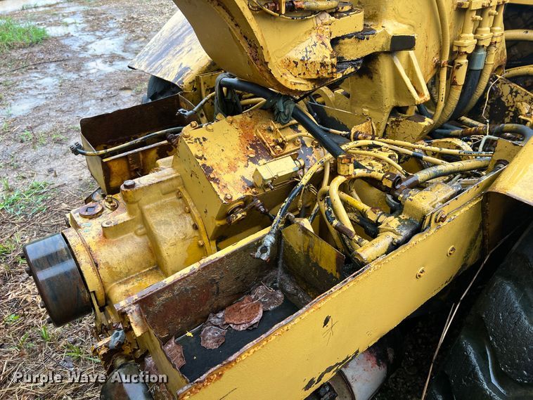 image for item MR9788 1978 Caterpillar 613B  elevating scraper