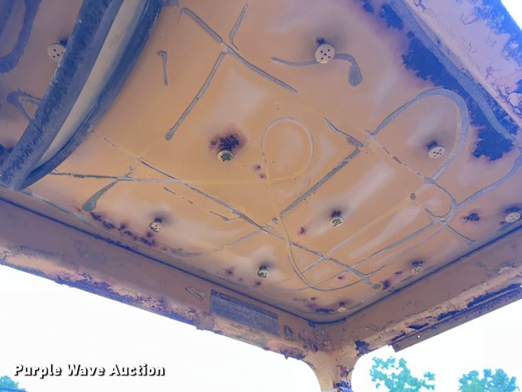 image for item MR9788 1978 Caterpillar 613B  elevating scraper