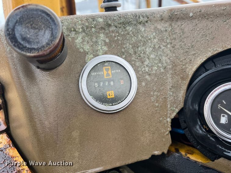 image for item MR9788 1978 Caterpillar 613B  elevating scraper