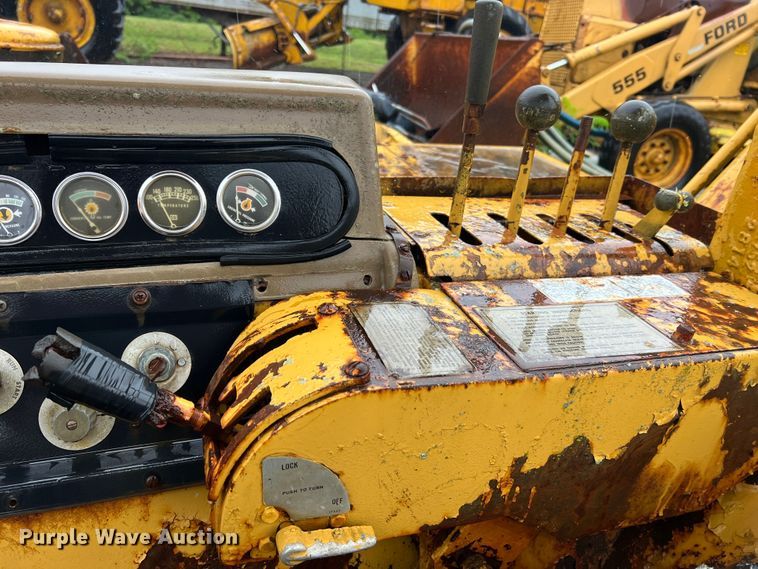 image for item MR9788 1978 Caterpillar 613B  elevating scraper