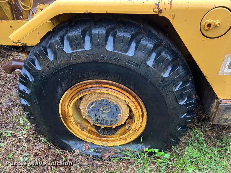 image for item MR9788 1978 Caterpillar 613B  elevating scraper