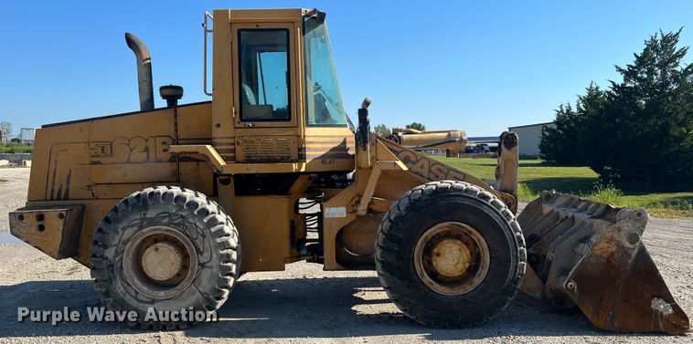 image for item MR9793 1994 Case 621B  wheel loader