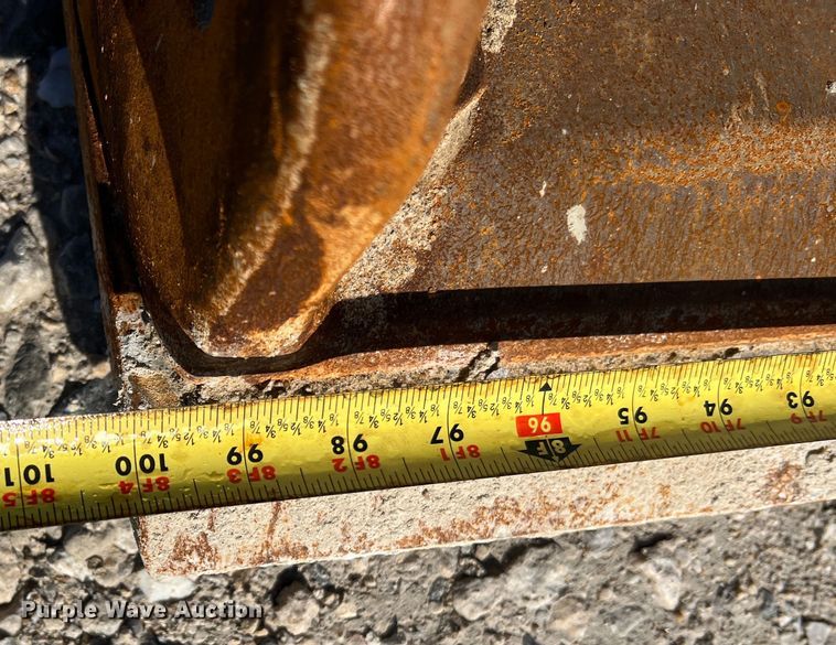 image for item MR9793 1994 Case 621B  wheel loader