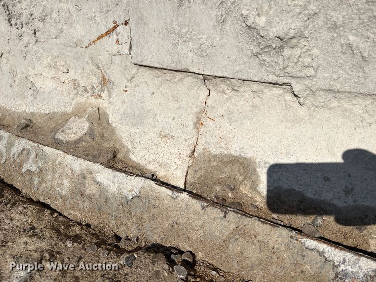 image for item MR9793 1994 Case 621B  wheel loader