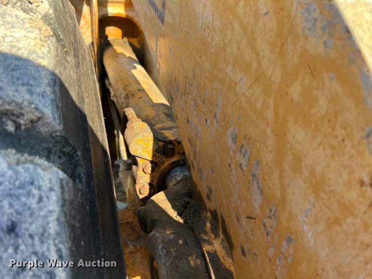 image for item MR9793 1994 Case 621B  wheel loader