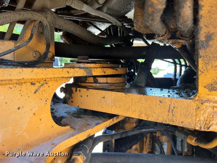 image for item MR9793 1994 Case 621B  wheel loader