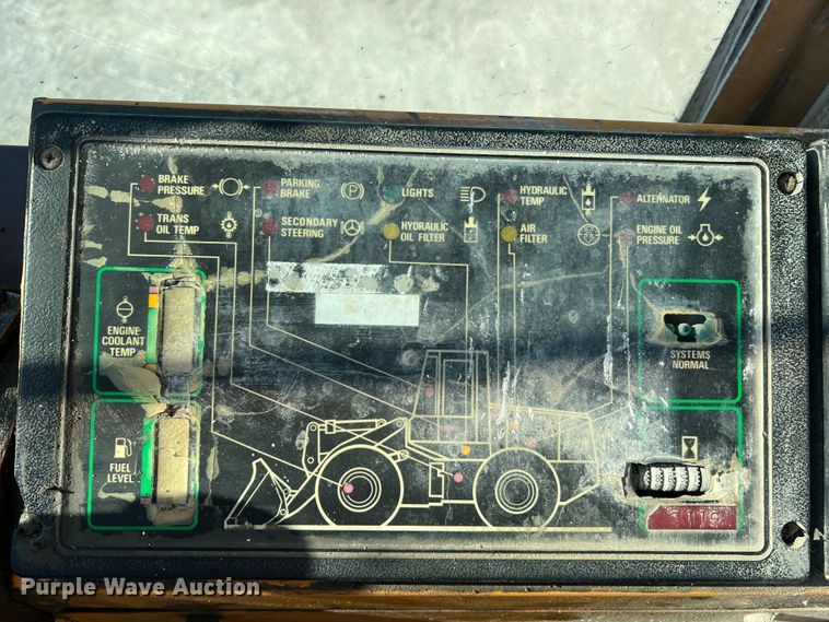 image for item MR9793 1994 Case 621B  wheel loader