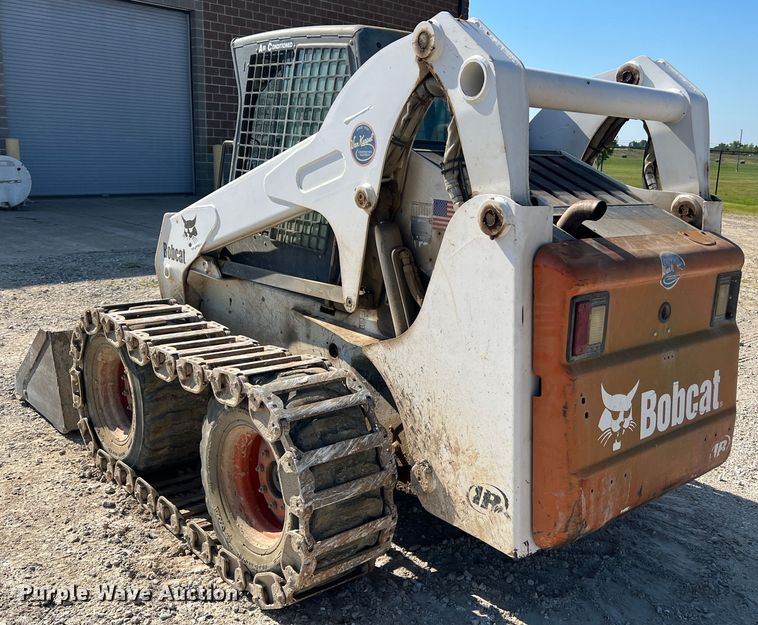 image for item MR9798 2002 Bobcat S250  skid steer loader