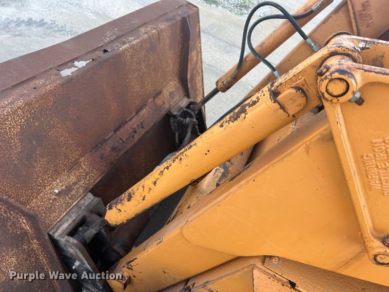 image for item MR9802 Case 1845C  skid steer loader