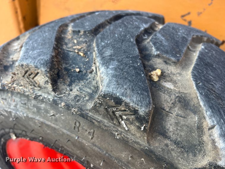 image for item MR9802 Case 1845C  skid steer loader