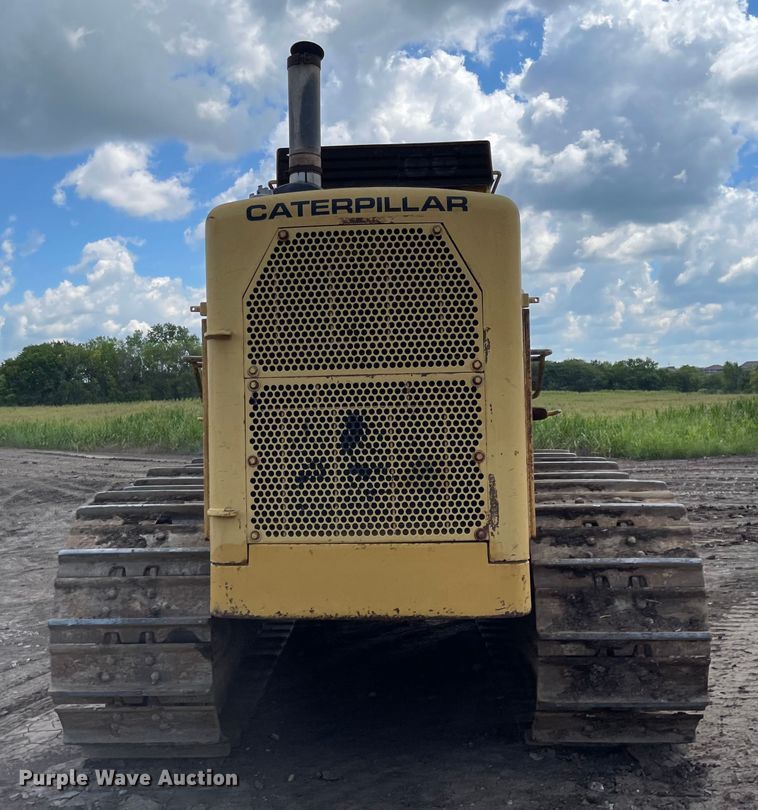 image for item MU9084 Caterpillar D9H  crawler tractor