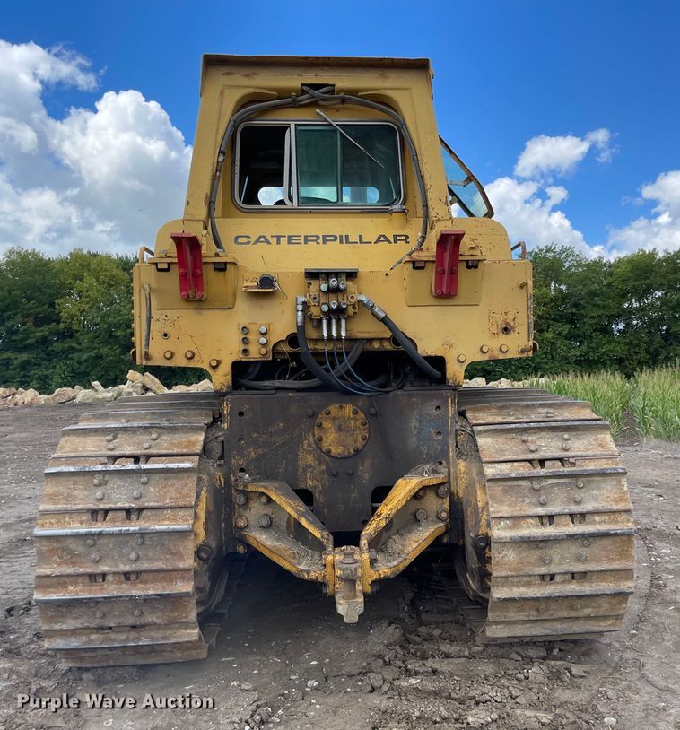 image for item MU9084 Caterpillar D9H  crawler tractor