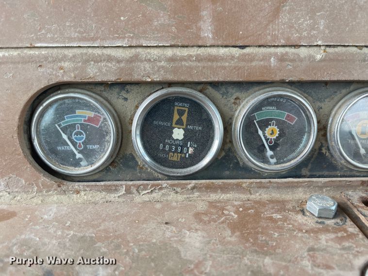 image for item MU9084 Caterpillar D9H  crawler tractor