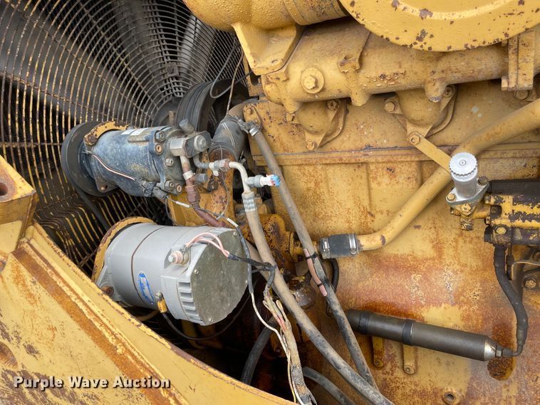 image for item MU9084 Caterpillar D9H  crawler tractor