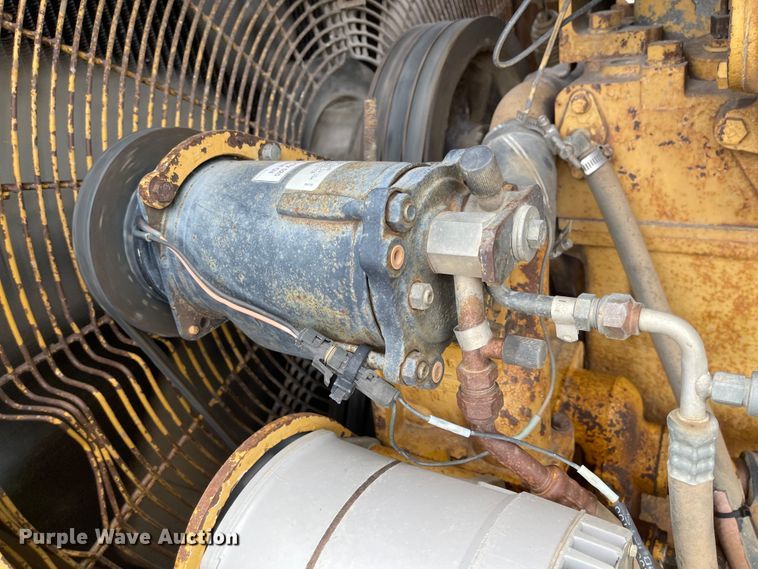 image for item MU9084 Caterpillar D9H  crawler tractor