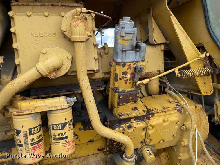 image for item MU9084 Caterpillar D9H  crawler tractor