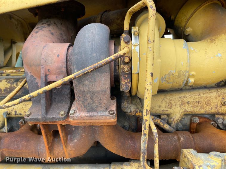 image for item MU9084 Caterpillar D9H  crawler tractor