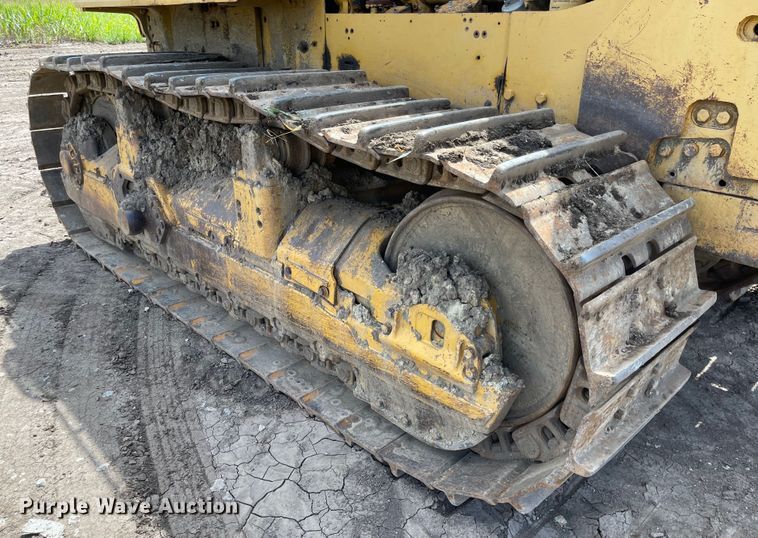 image for item MU9084 Caterpillar D9H  crawler tractor