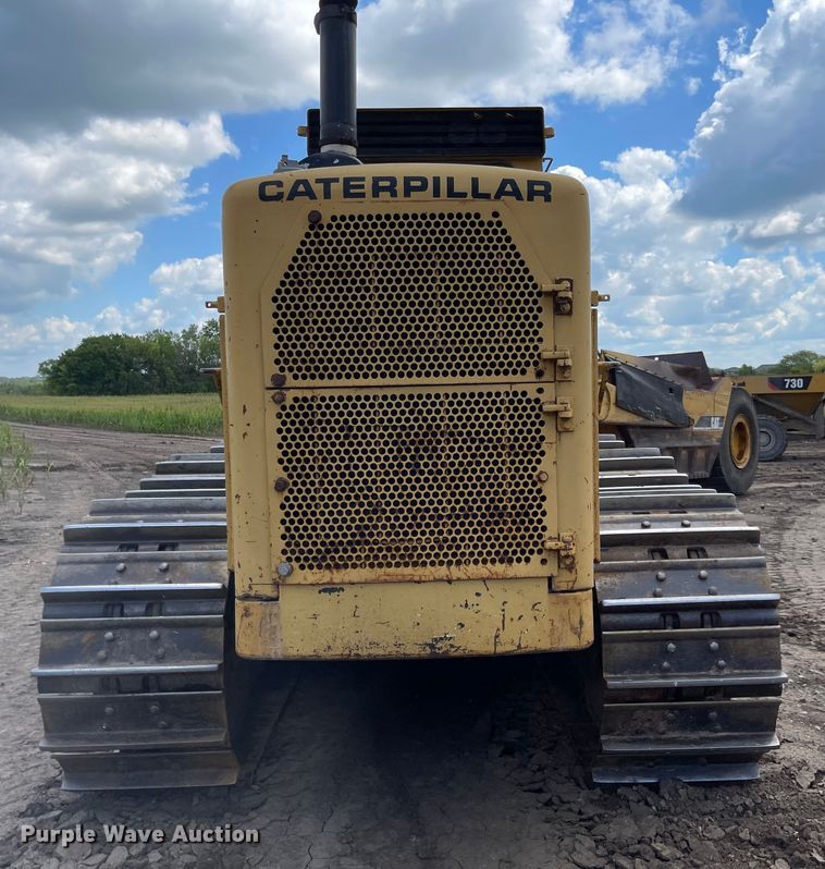 image for item MU9085 1977 Caterpillar D9H  crawler tractor