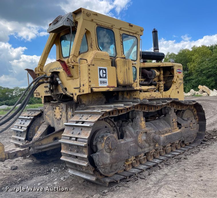 image for item MU9085 1977 Caterpillar D9H  crawler tractor