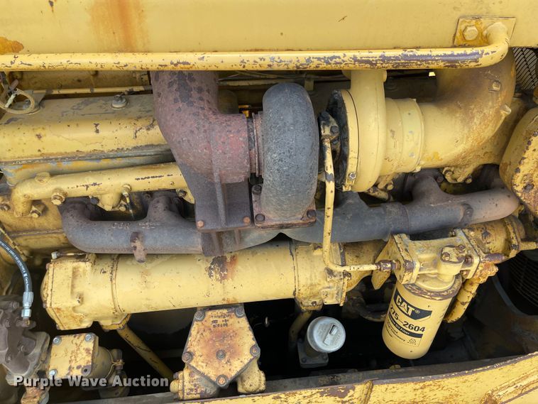 image for item MU9085 1977 Caterpillar D9H  crawler tractor