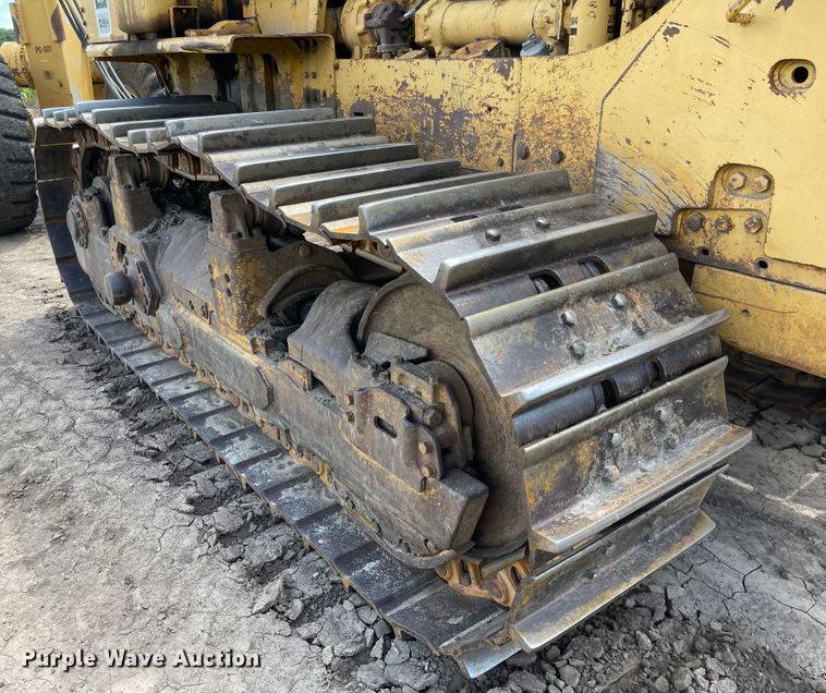 image for item MU9085 1977 Caterpillar D9H  crawler tractor