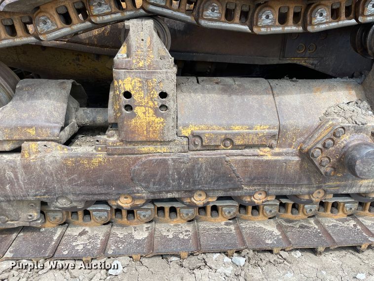 image for item MU9085 1977 Caterpillar D9H  crawler tractor