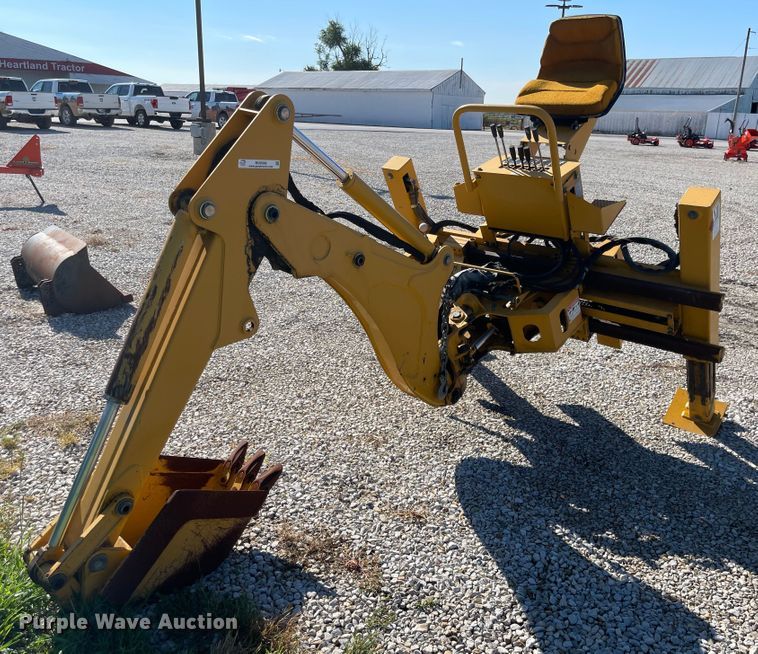 image for item MU9088 Bradco 112255  backhoe attachment