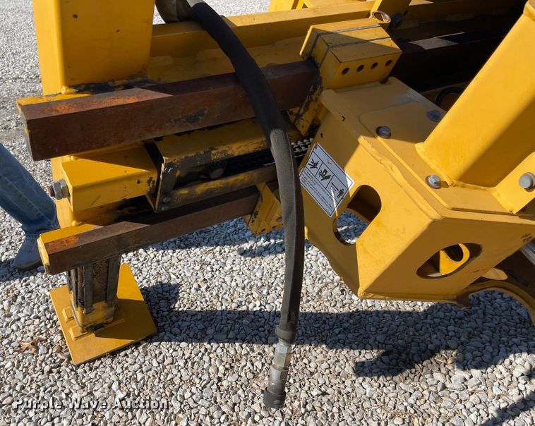 image for item MU9088 Bradco 112255  backhoe attachment