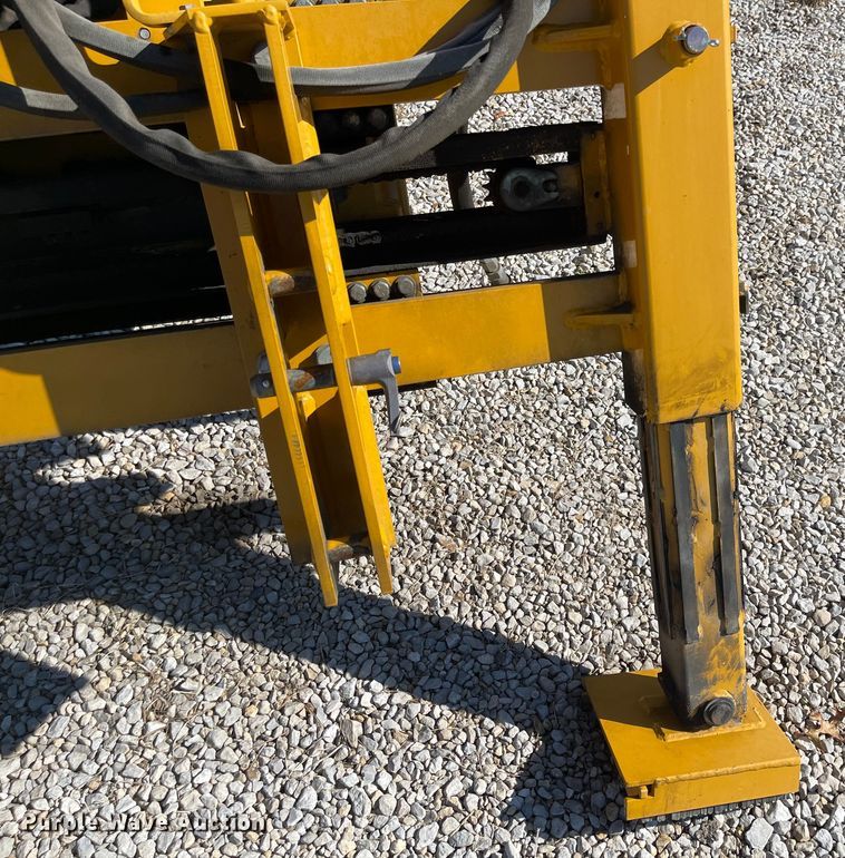 image for item MU9088 Bradco 112255  backhoe attachment