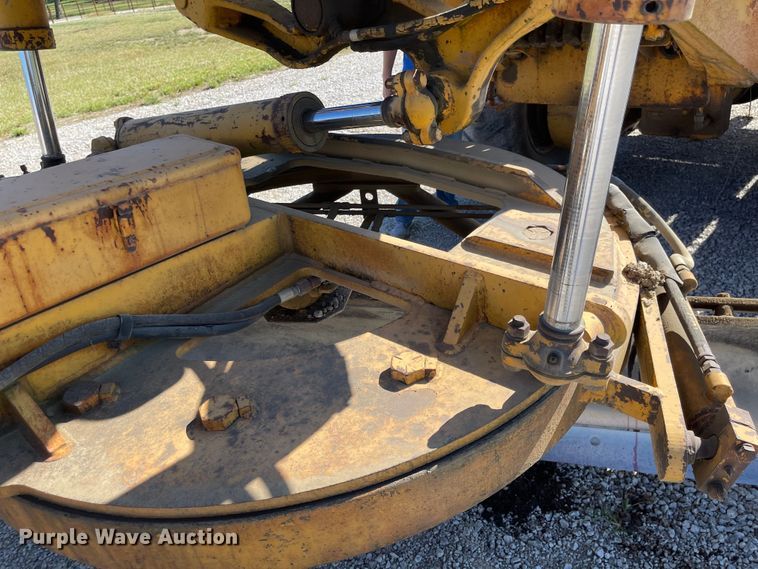 image for item MU9090 Galion T500M  rigid frame motor grader