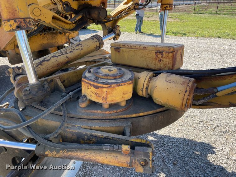 image for item MU9090 Galion T500M  rigid frame motor grader