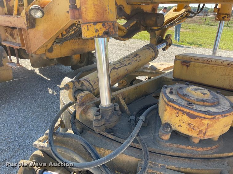 image for item MU9090 Galion T500M  rigid frame motor grader