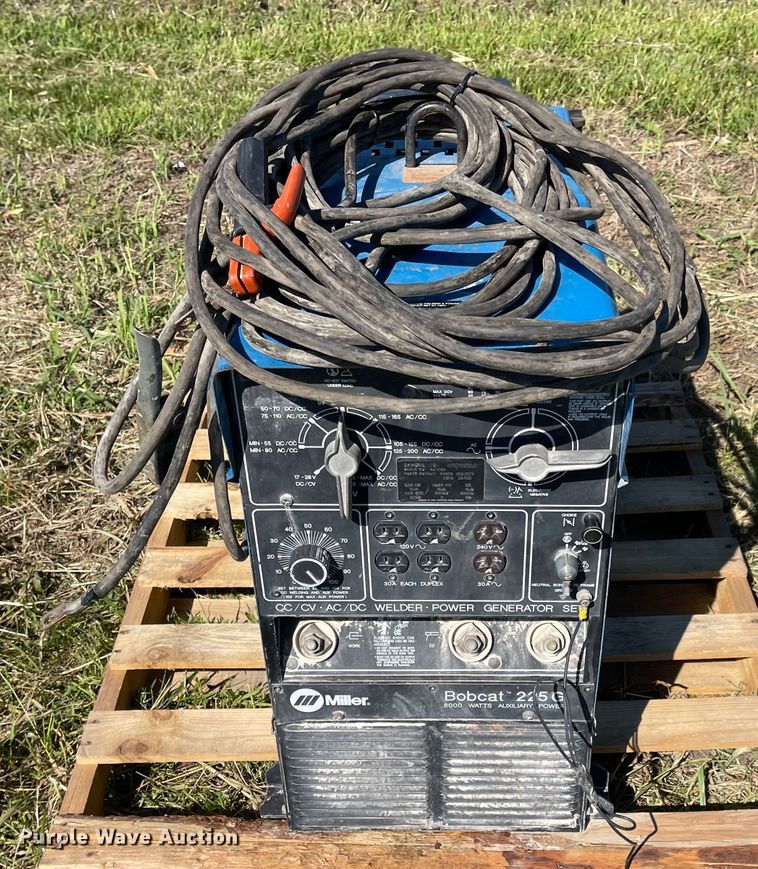 image for item MU9092 Miller Bobcat 225G  welder/generator
