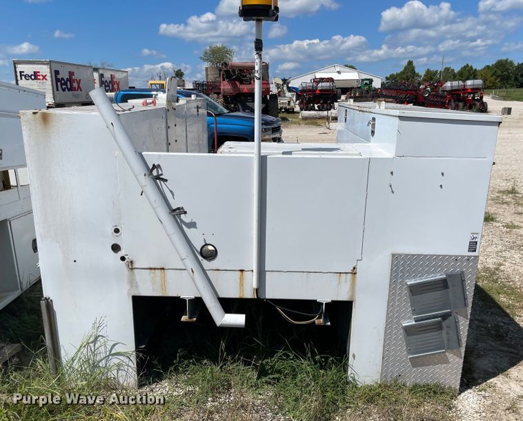 image for item MU9094 Service bed