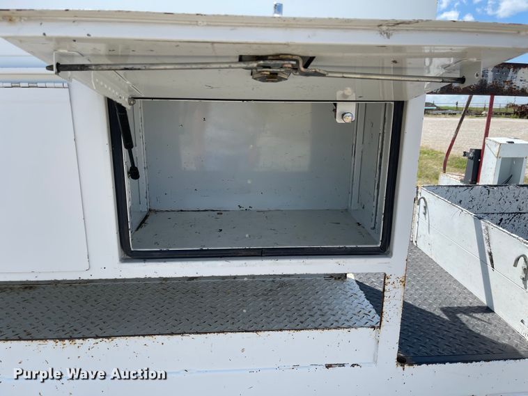 image for item MU9094 Service bed